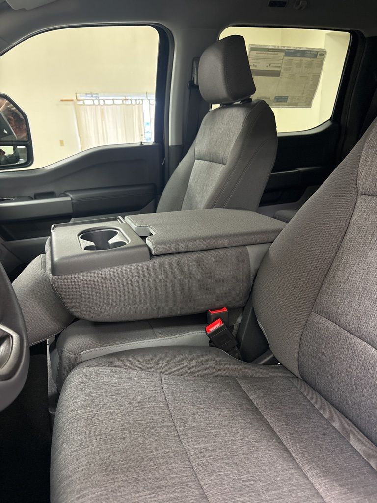2026 Ford F-350 Super Duty XL - Photo 18
