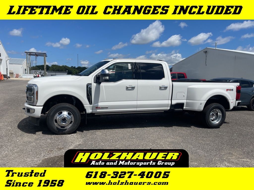 2026 Ford F-350 Platinum 4x4 Crew Cab 8' Box DRW's photo