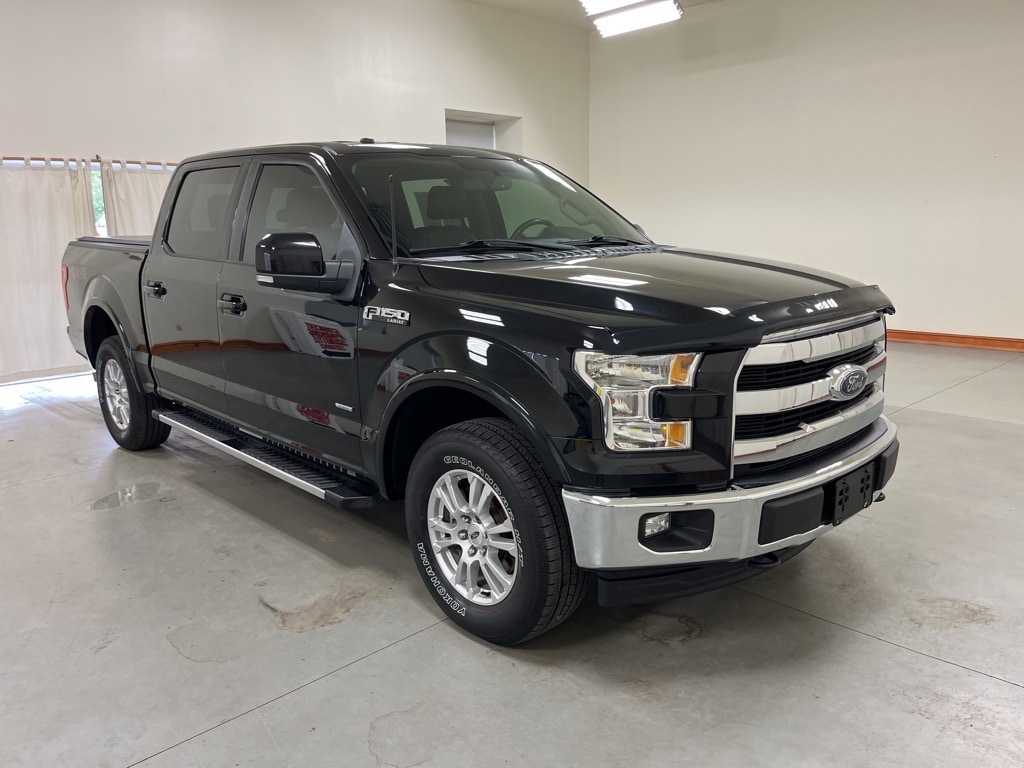 Used 2017 Ford F-150 Lariat with VIN 1FTEW1EG8HFB90056 for sale in Nashville, IL