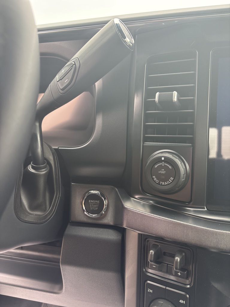 2026 Ford F-350 Super Duty Platinum - Photo 11