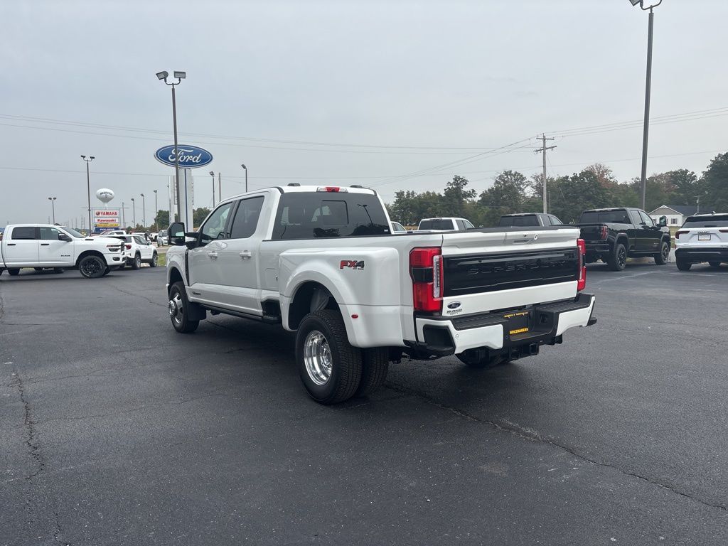 2026 Ford F-350 Super Duty Platinum - Photo 6