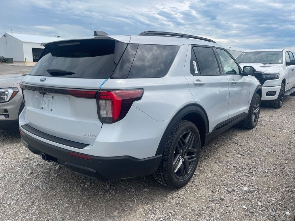 New 2026 Ford Explorer ST-Line SUV