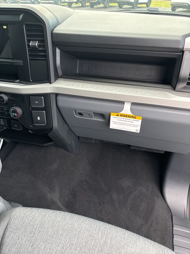 2026 Ford F-250 Super Duty XL - Photo 37