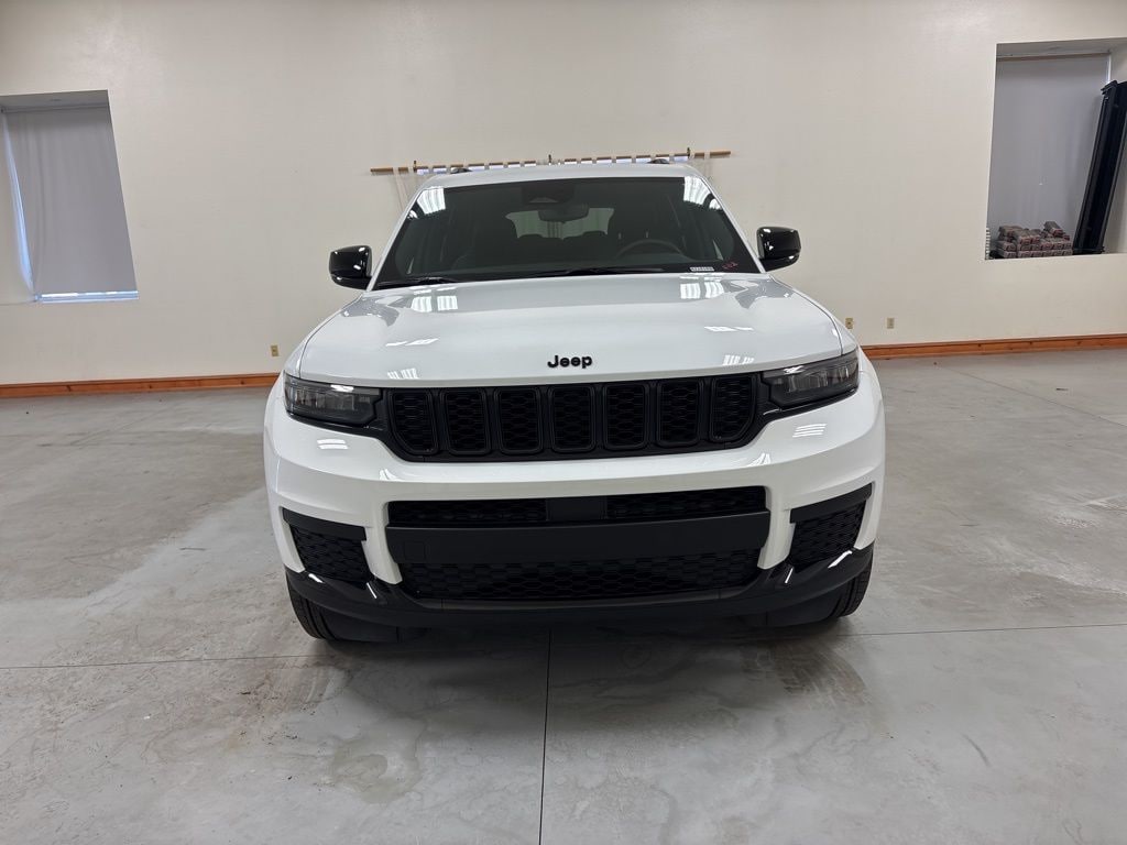 Used 2024 Jeep Grand Cherokee L Altitude SUV