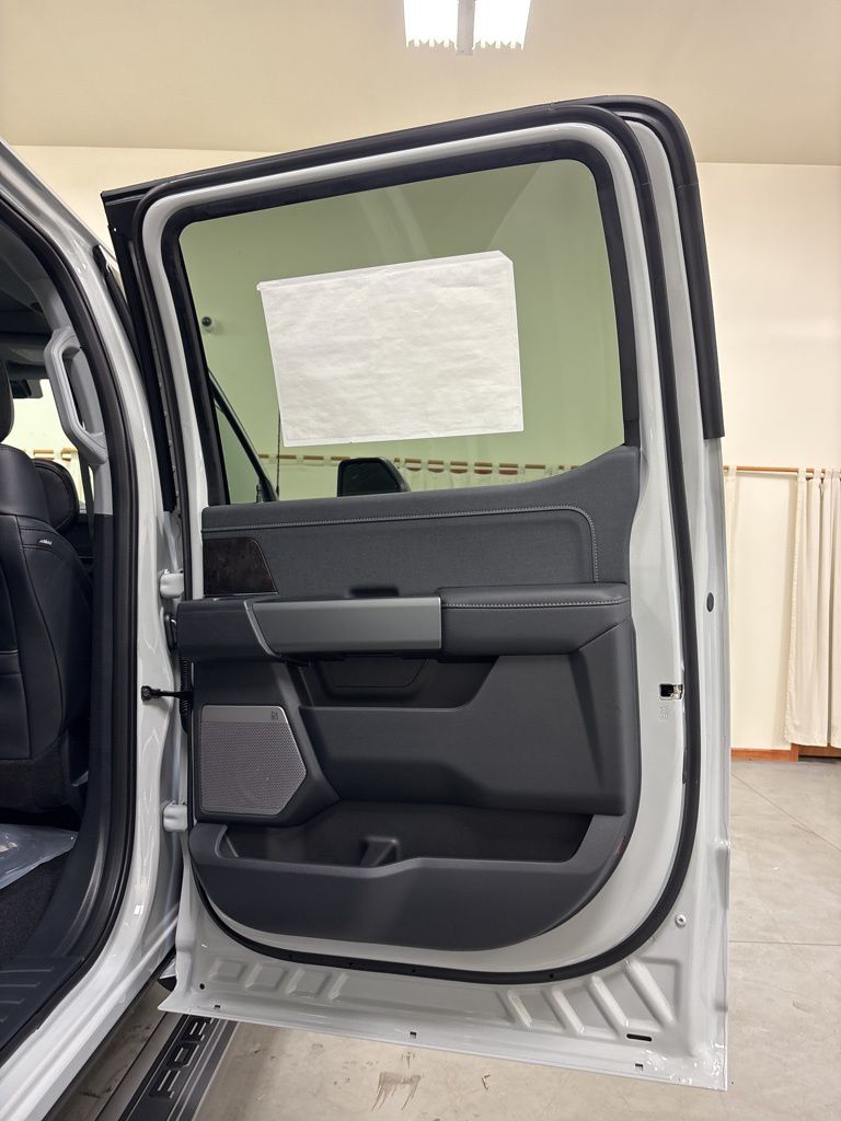 2026 Ford F-350 Super Duty Lariat - Photo 46