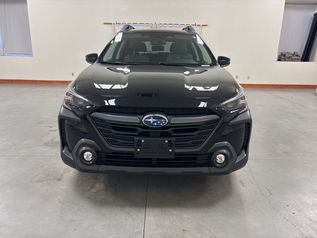 Used 2023 Subaru Outback Premium SUV