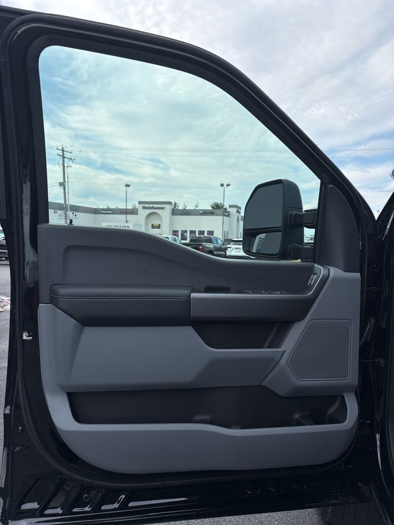 2026 Ford F-250 Super Duty XL - Photo 16