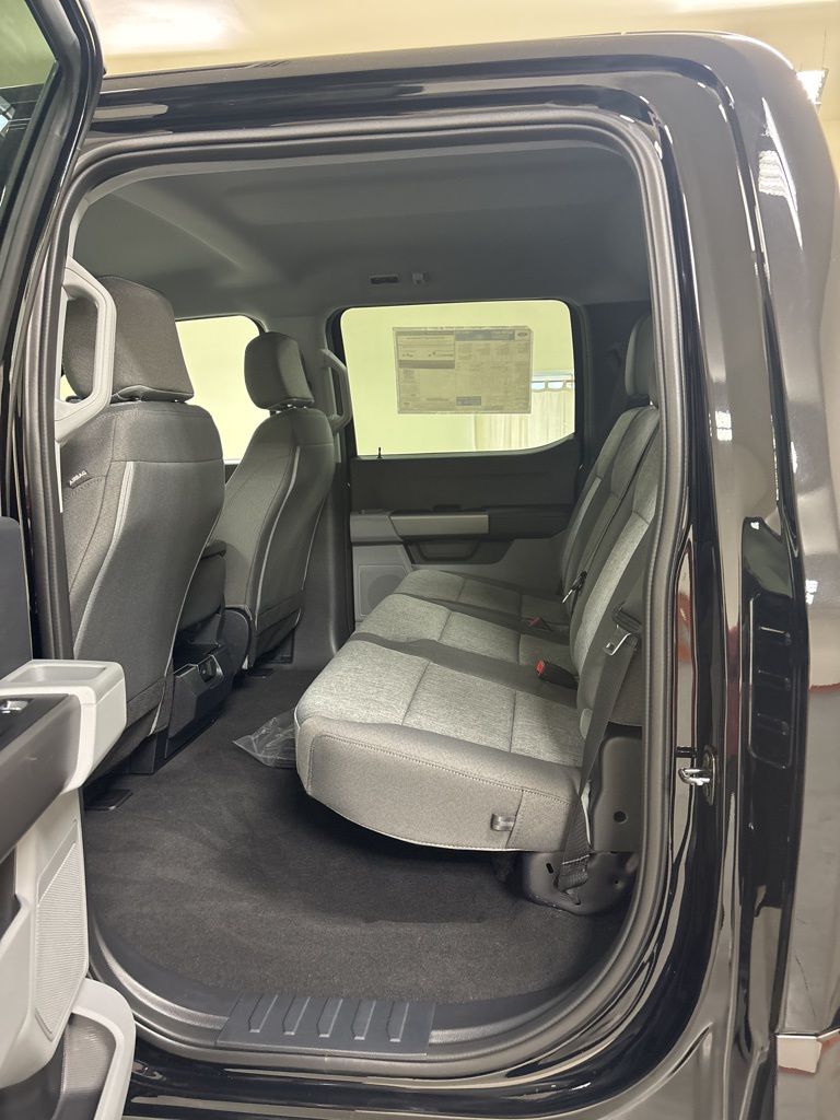 2026 Ford F-350 Super Duty XL - Photo 21