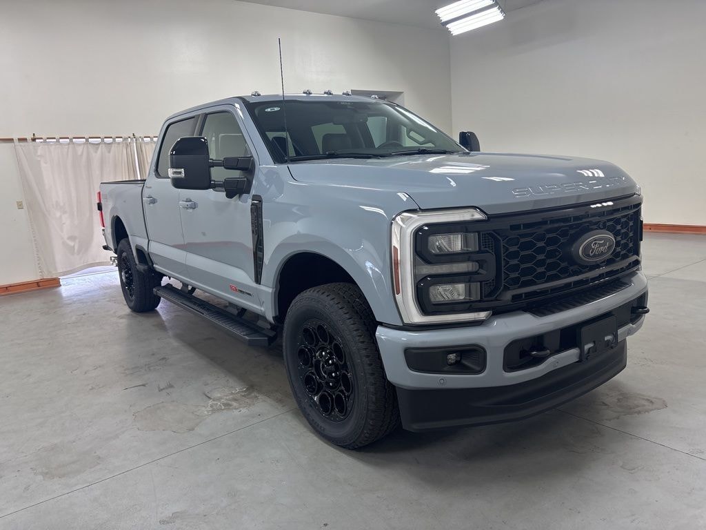 New 2026 Ford F-350 Lariat Truck