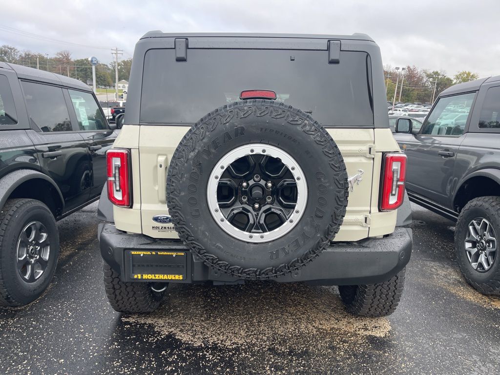 2025 Ford Bronco 4-Door Outer Banks - Photo 5