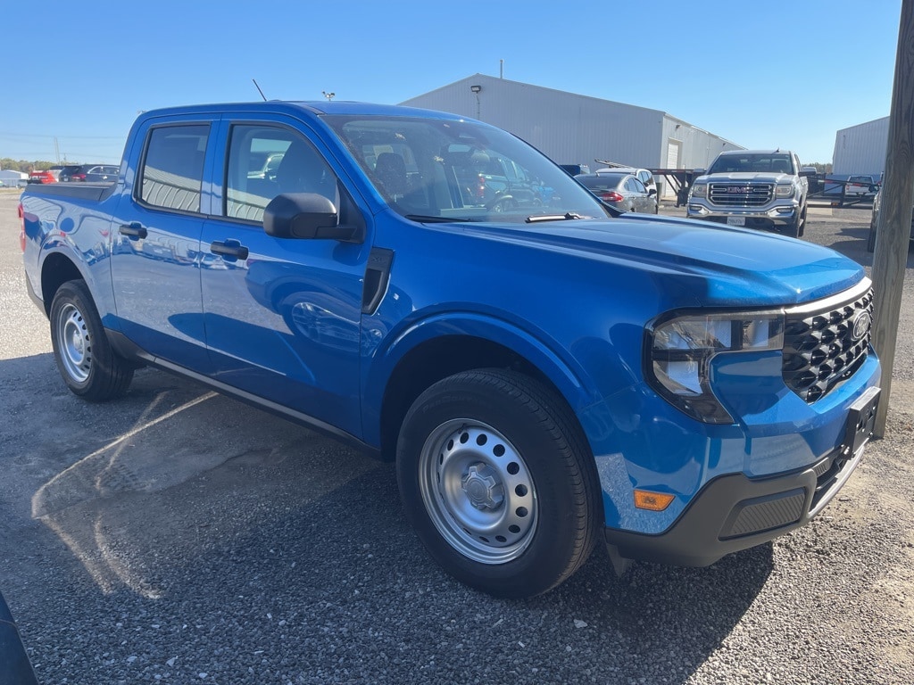 New 2025 Ford Maverick XL Truck