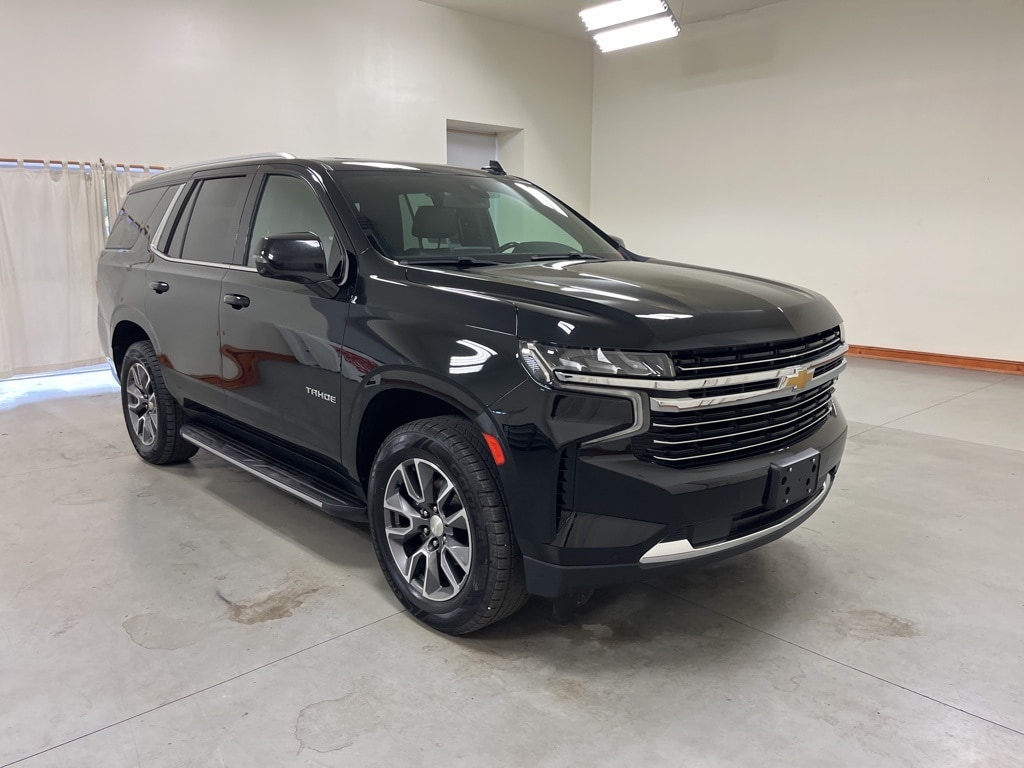 Used 2021 Chevrolet Tahoe LT with VIN 1GNSKNKD3MR105060 for sale in Nashville, IL