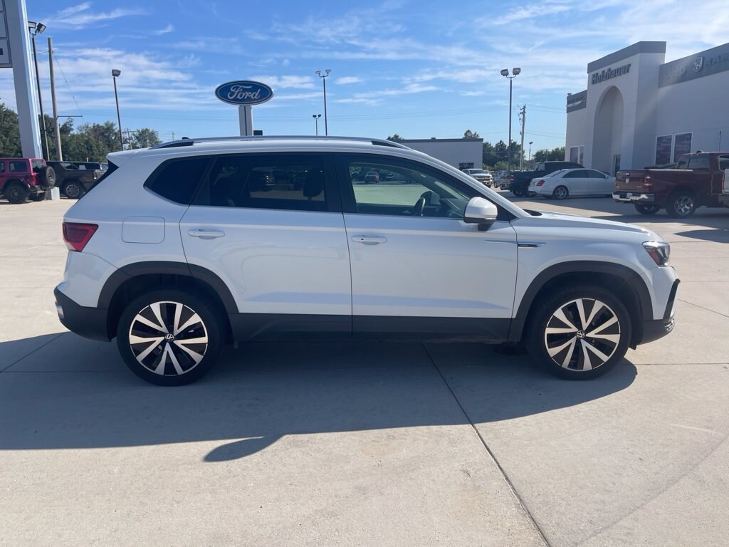 Used 2022 Volkswagen Taos 1.5T SE SUV