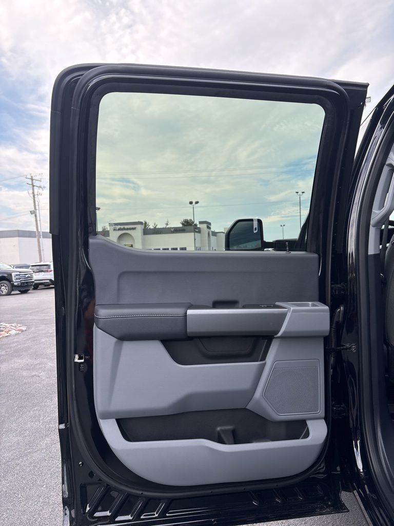 2026 Ford F-250 Super Duty XL - Photo 25