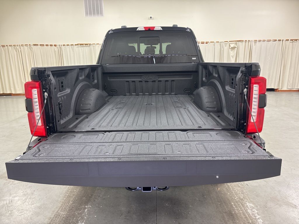2026 Ford F-350 Super Duty XL - Photo 8