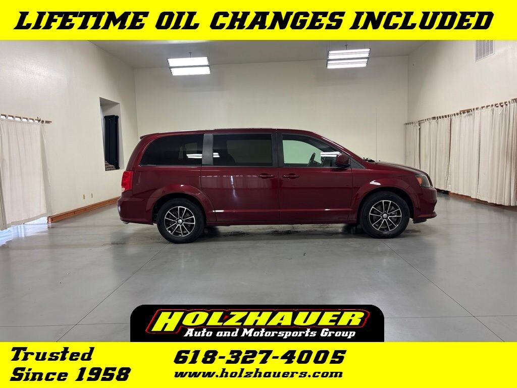 Used 2018 Dodge Grand Caravan SE Plus Minivan/Van
