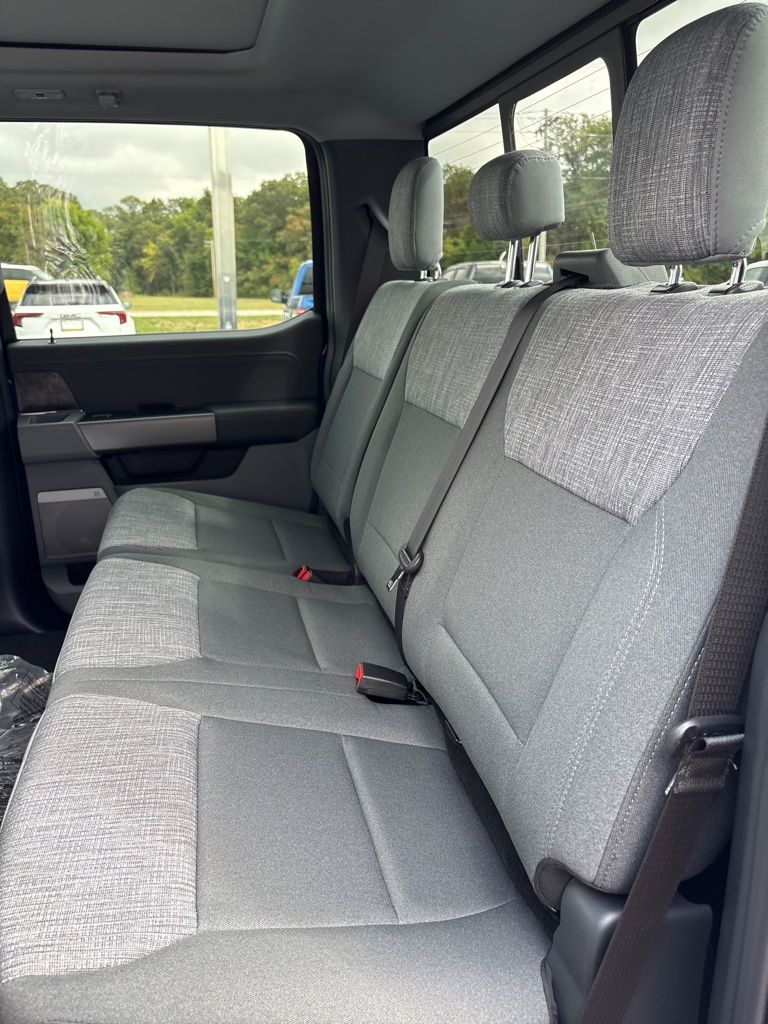2026 Ford F-350 Super Duty XLT - Photo 23