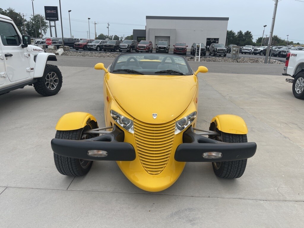 Used 2002 Chrysler Prowler Base with VIN 1C3EW65G22V101192 for sale in Nashville, IL