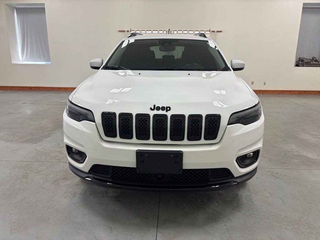 Used 2021 Jeep Cherokee Altitude SUV