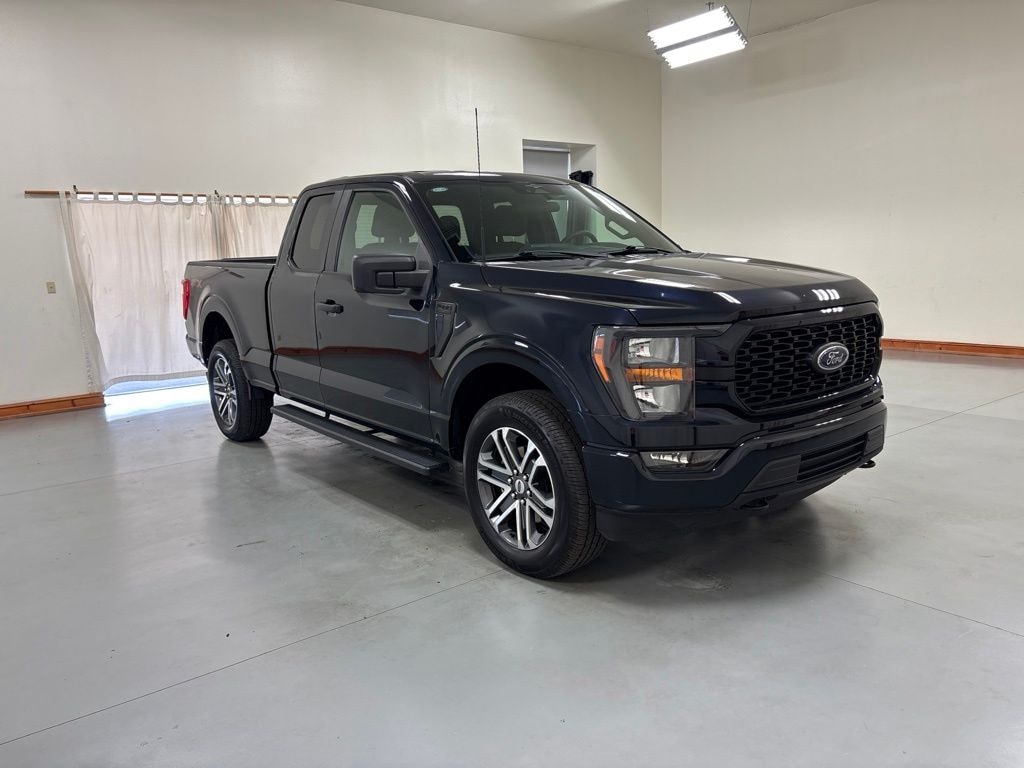 Used 2023 Ford F-150 XL Truck