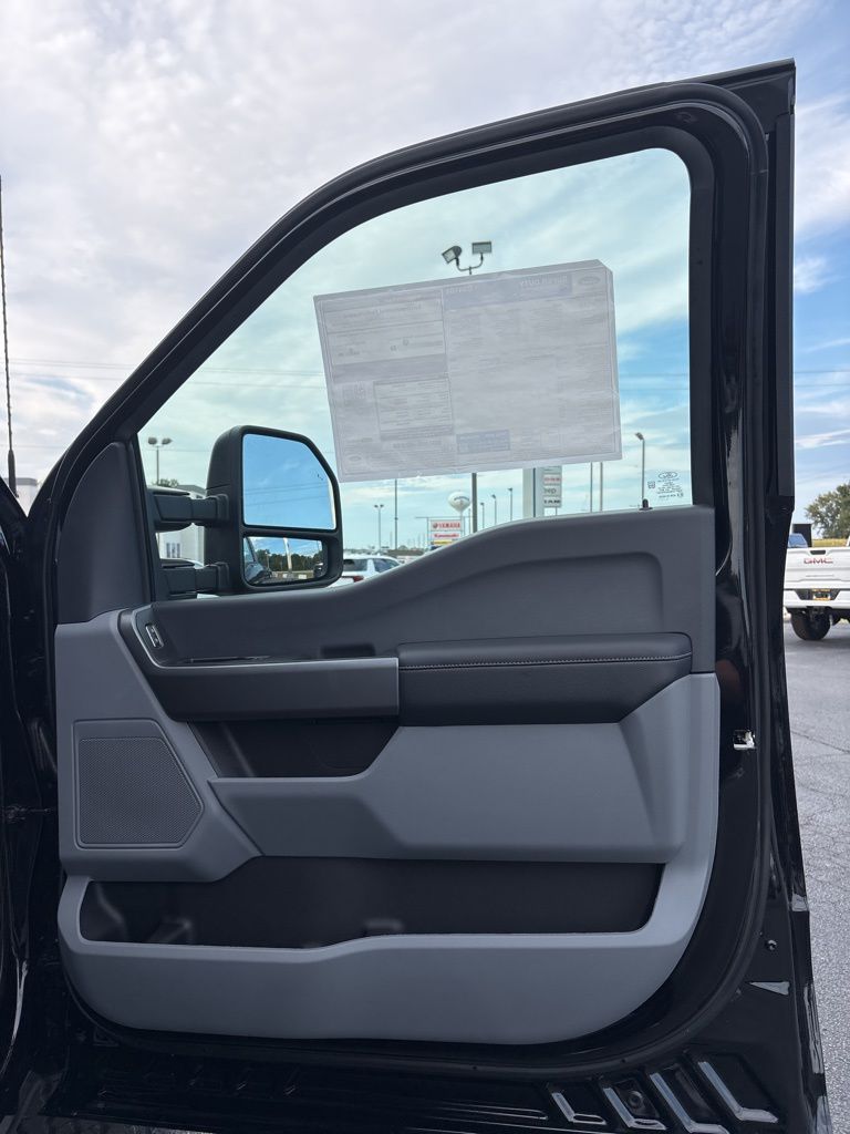 2026 Ford F-250 Super Duty XL - Photo 39