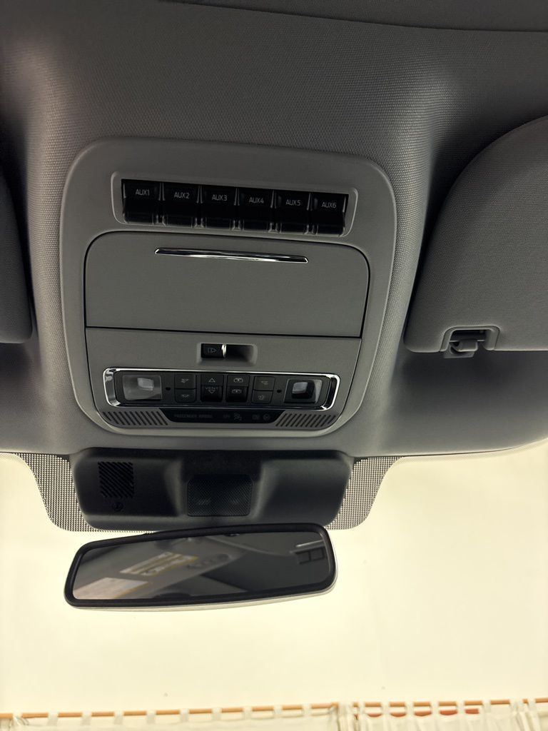 2026 Ford F-350 Super Duty Lariat - Photo 16