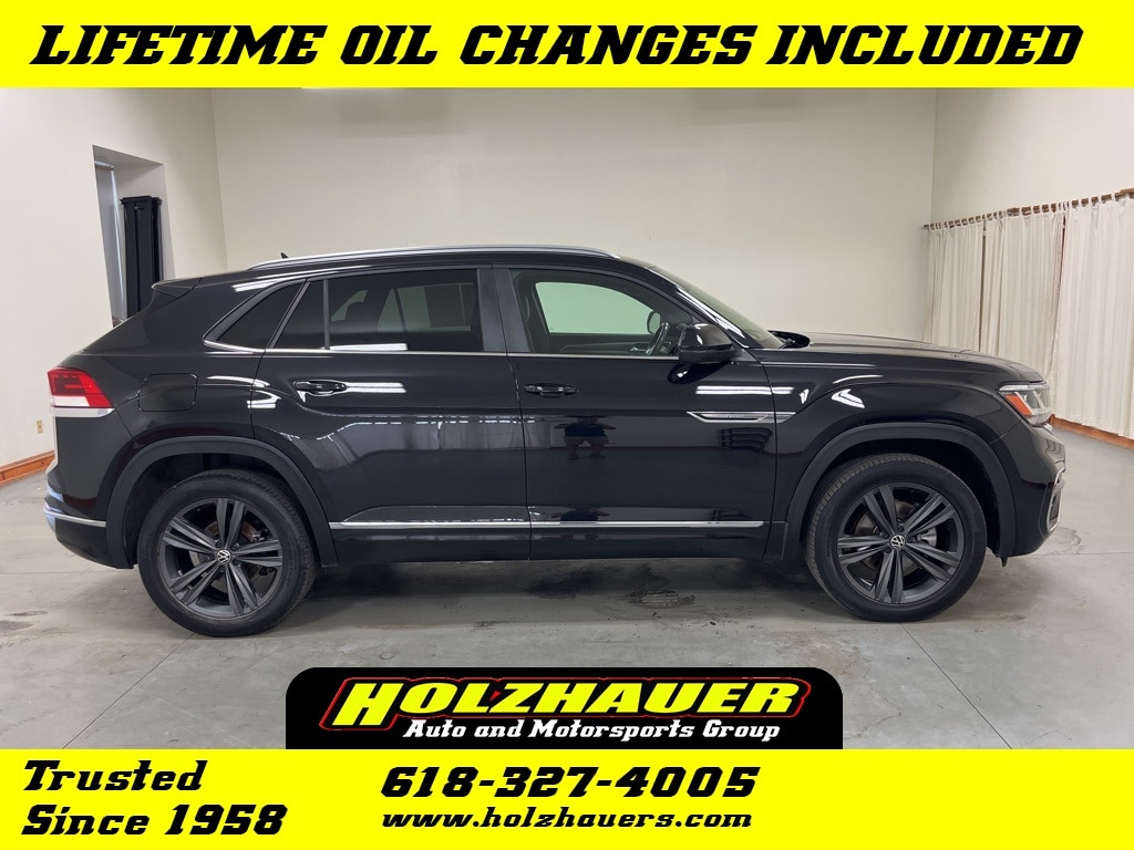 Used 2020 Volkswagen Atlas Cross Sport 3.6L V6 SE w/Technology R-Line SUV