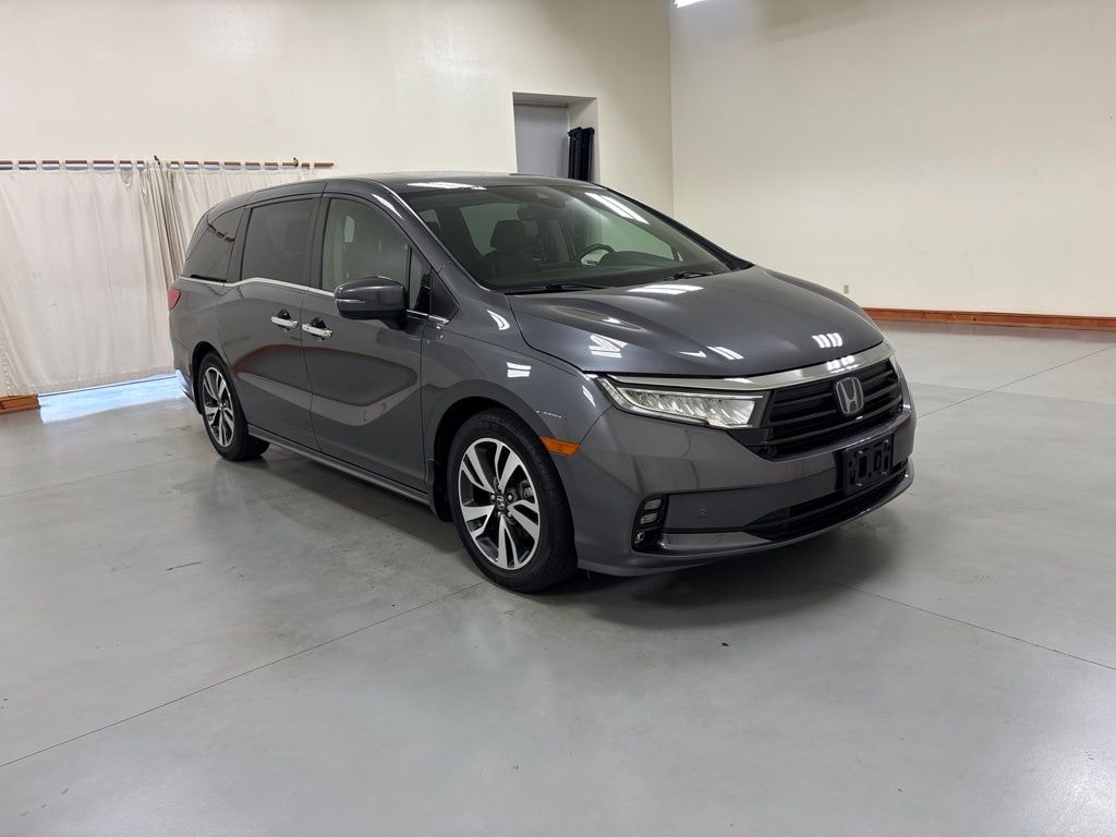 Used 2021 Honda Odyssey Touring Minivan/Van