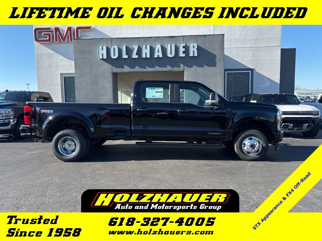 2026 Ford F-350 XL 4x4 Crew Cab 8' Box DRW's photo