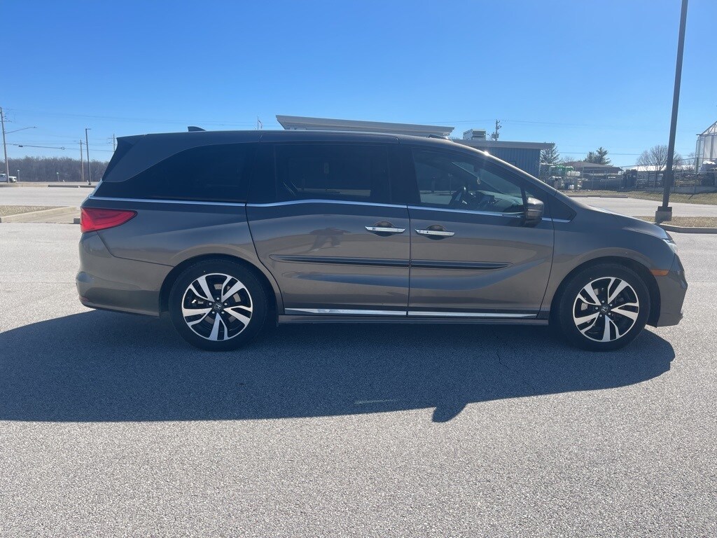 Used 2018 Honda Odyssey Elite Minivan/Van