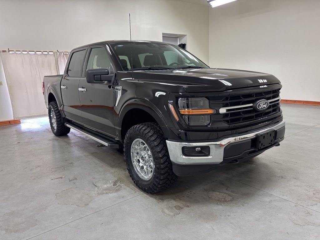Used 2025 Ford F-150 XLT Truck