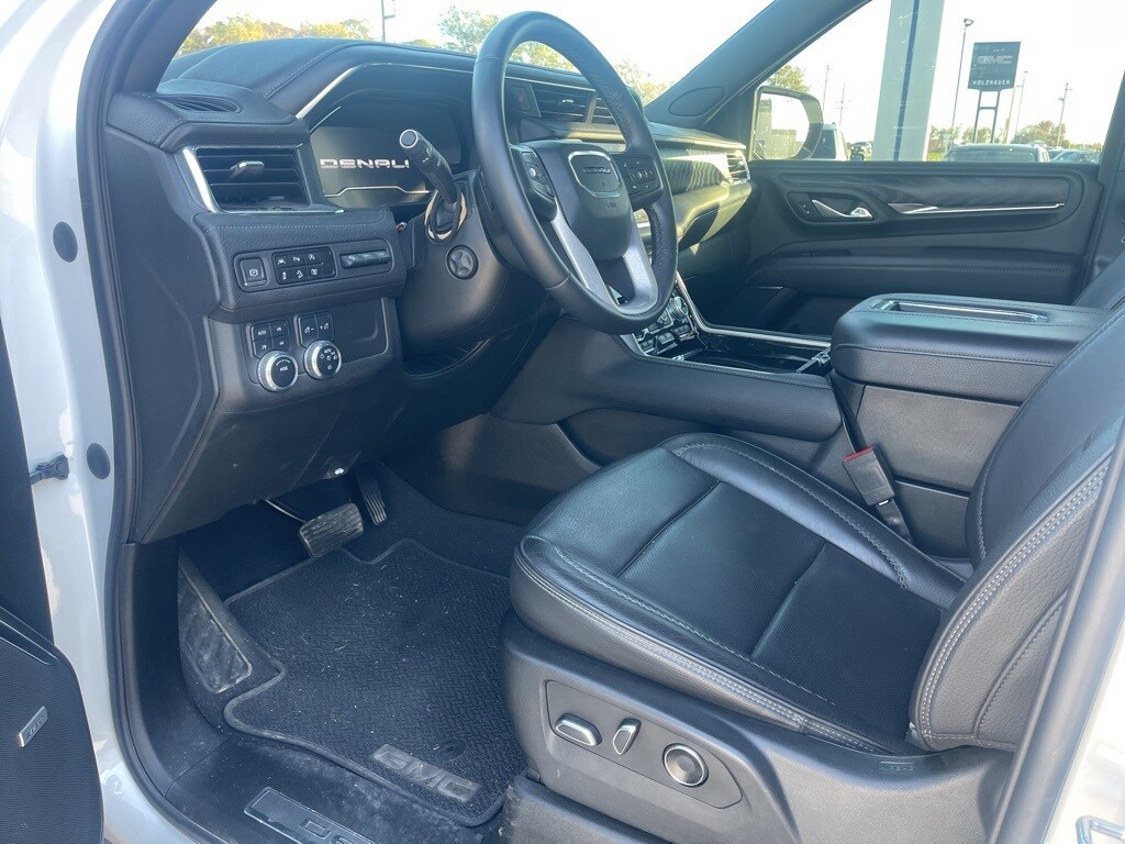 Used 2023 GMC Yukon XL Denali SUV