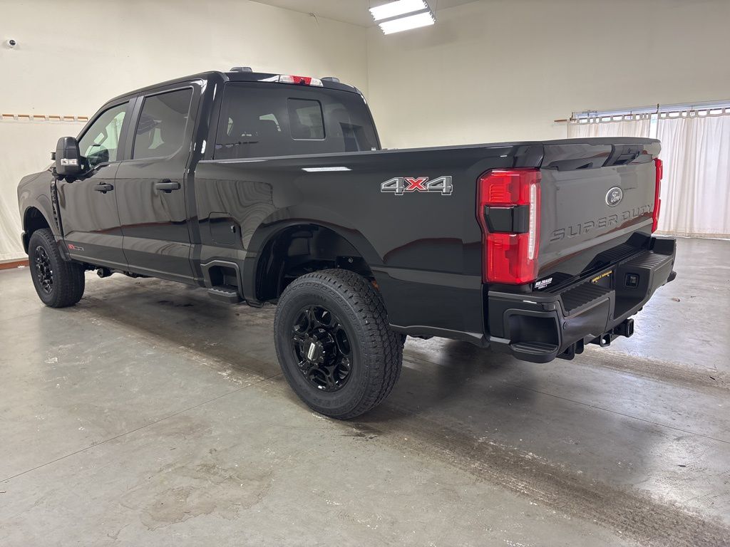 2026 Ford F-350 Super Duty XL - Photo 6