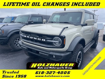 2025 Ford Bronco Outer Banks SUV