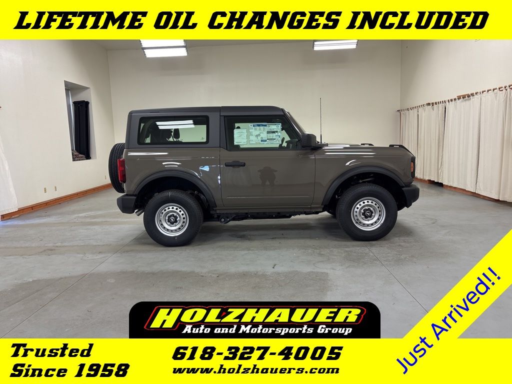 2026 Ford Bronco Base 4x4's photo