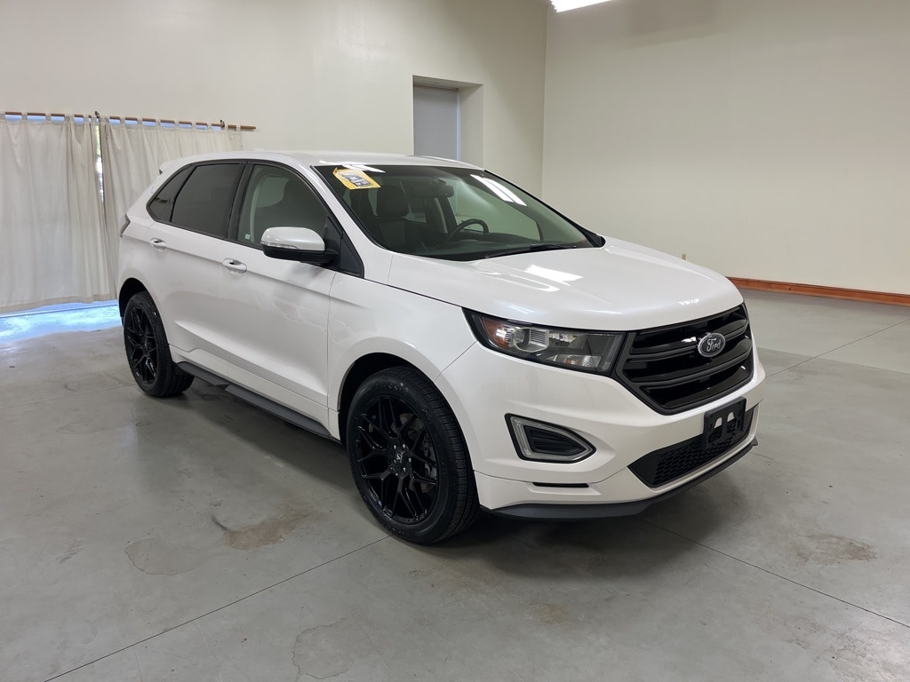 Used 2017 Ford Edge Sport with VIN 2FMPK4AP6HBC01371 for sale in Nashville, IL