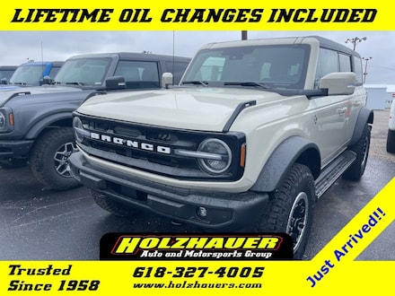 2025 Ford Bronco Outer Banks SUV