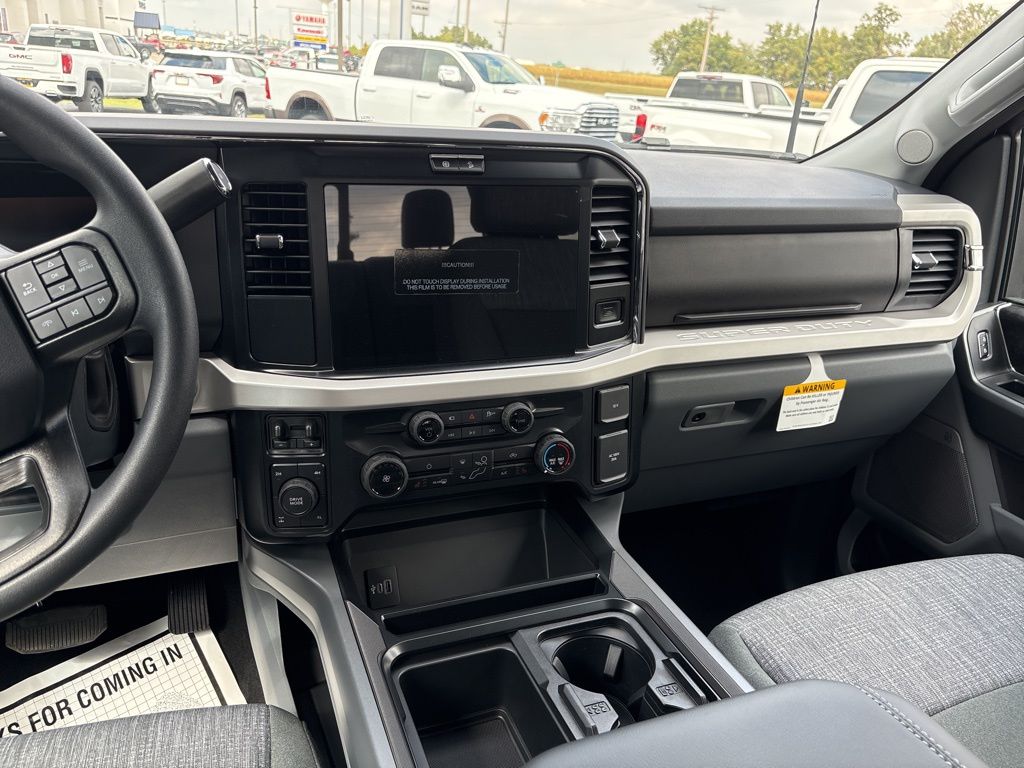 2026 Ford F-350 Super Duty XLT - Photo 18