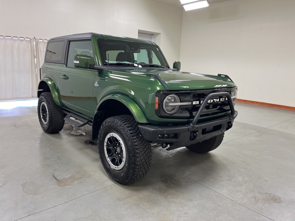 Used 2023 Ford Bronco 2-Door Outer Banks with VIN 1FMDE5AP0PLB68785 for sale in Nashville, IL