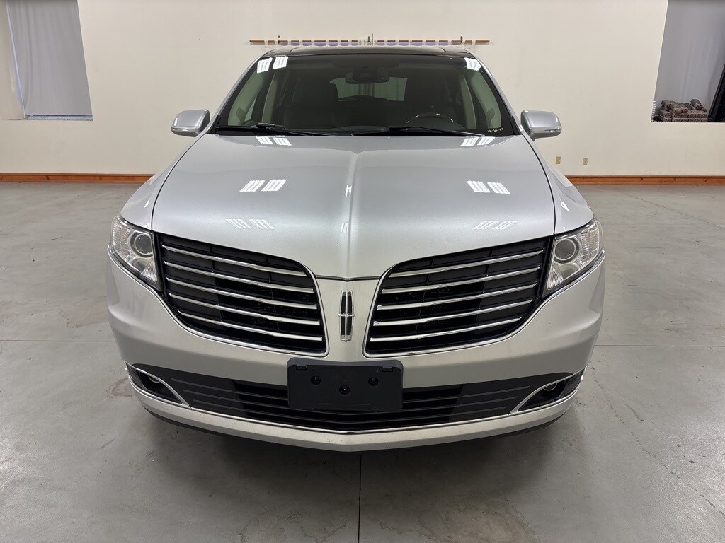 Used 2019 Lincoln MKT Reserve SUV
