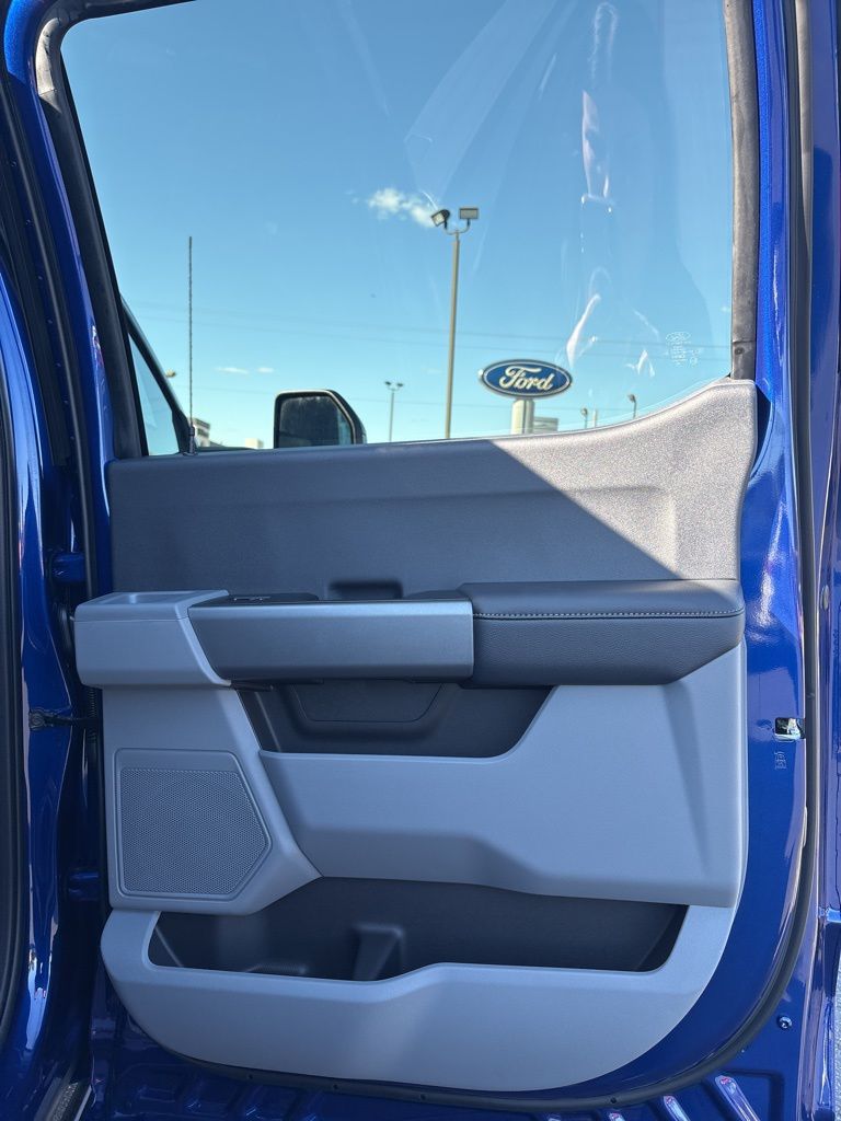 2026 Ford F-350 Super Duty XL - Photo 40