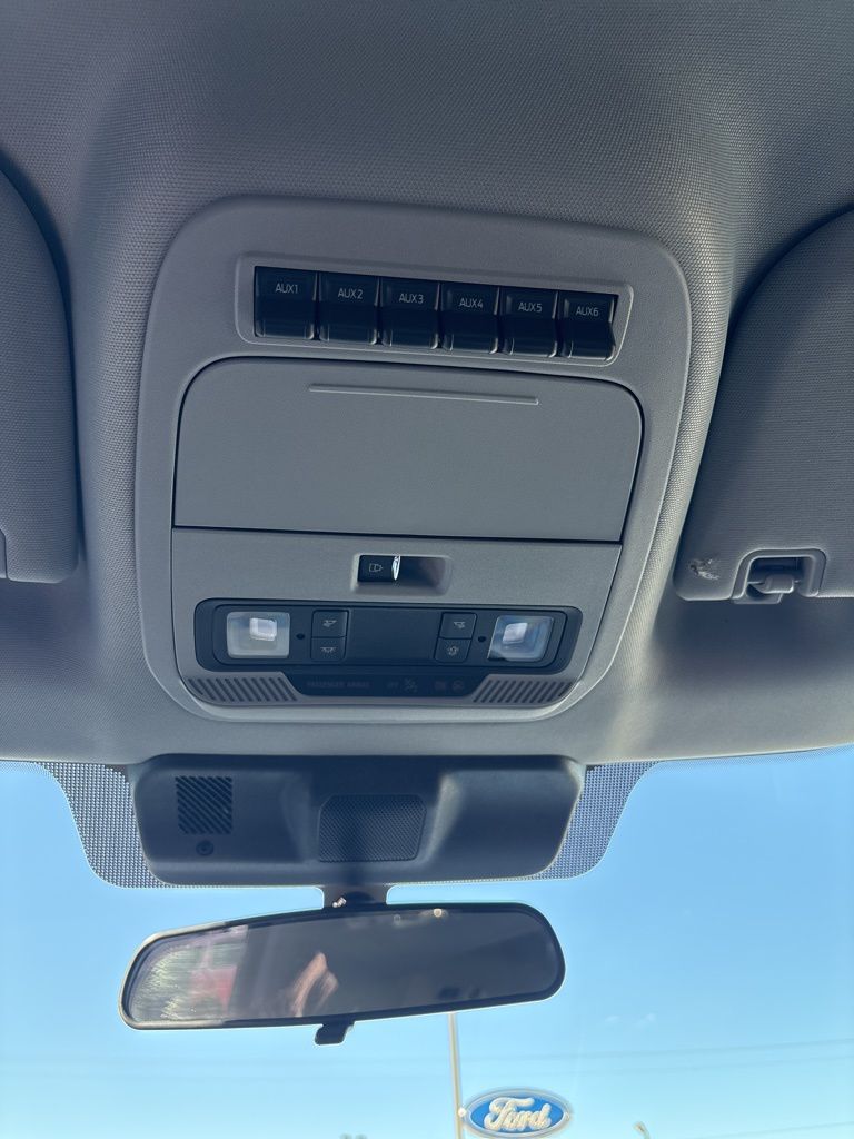 2026 Ford F-350 Super Duty XL - Photo 14