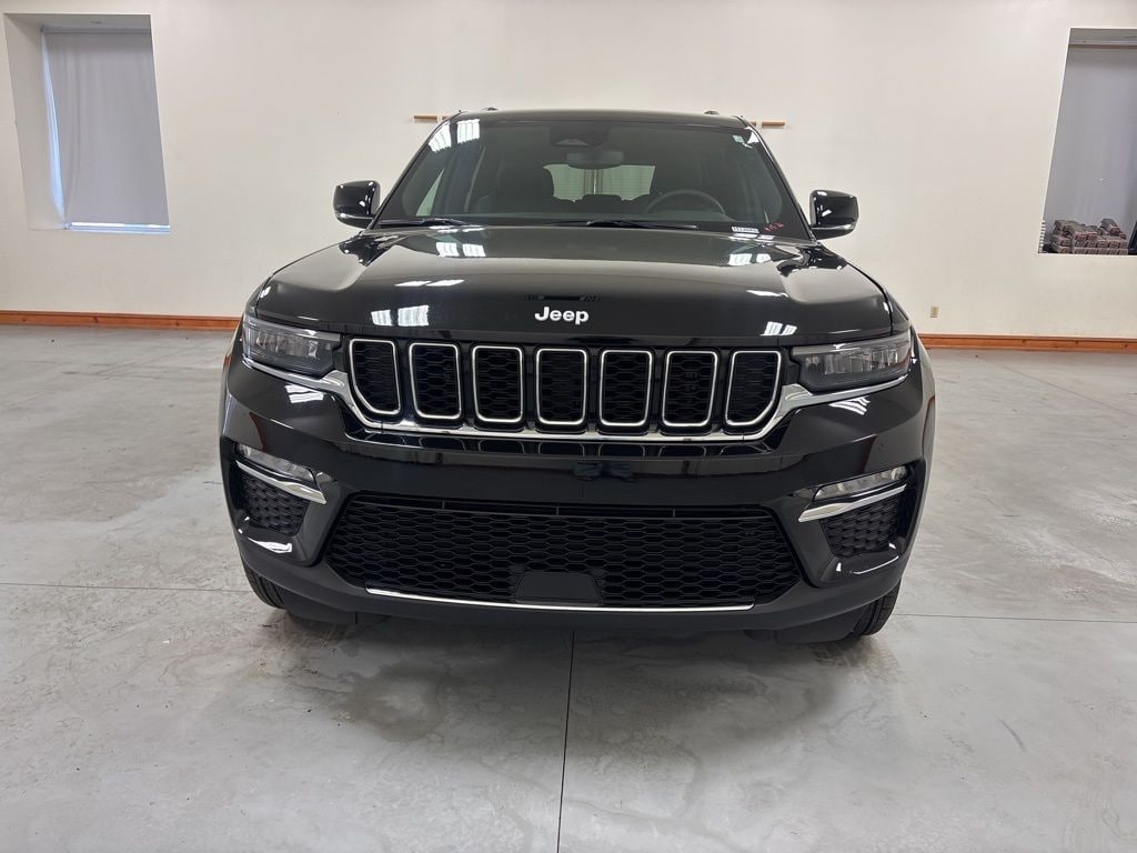 Used 2024 Jeep Grand Cherokee Limited SUV