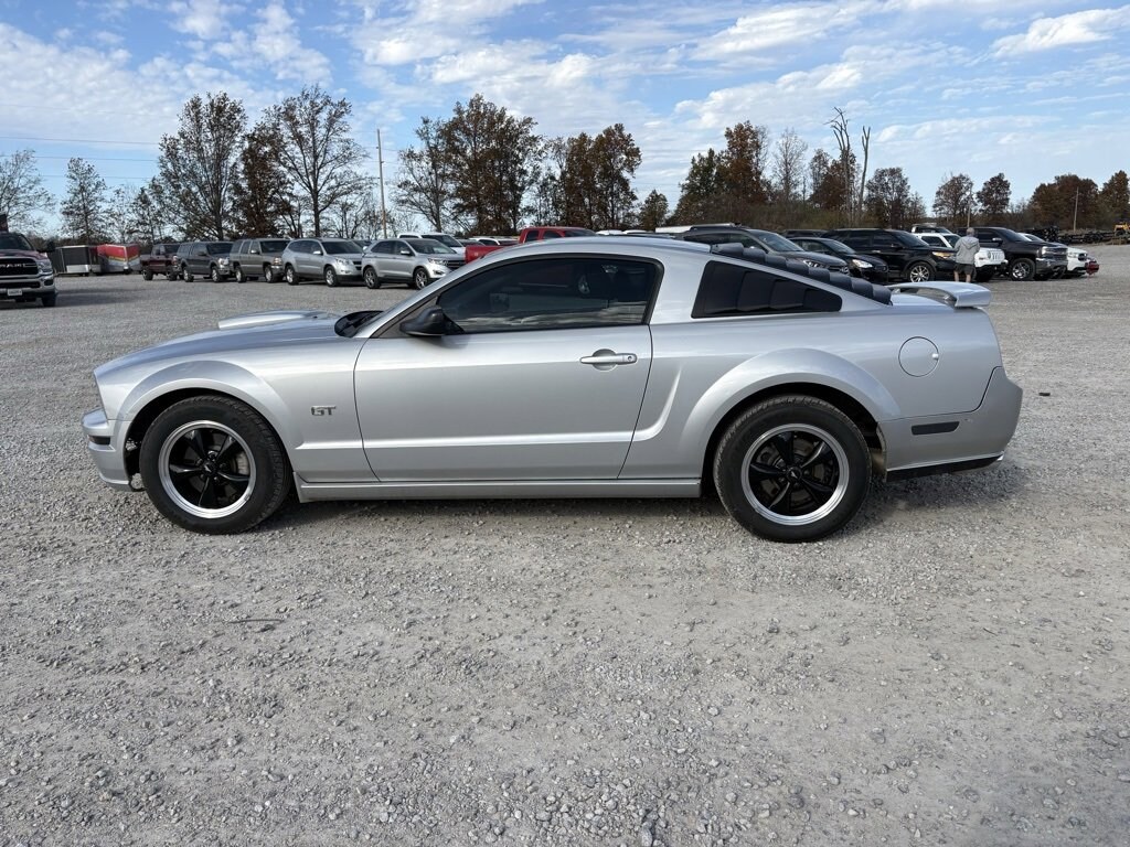 Used 2008 Ford Mustang GT Deluxe