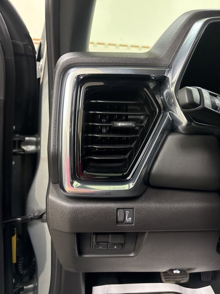 2026 GMC Canyon Elevation - Photo 10