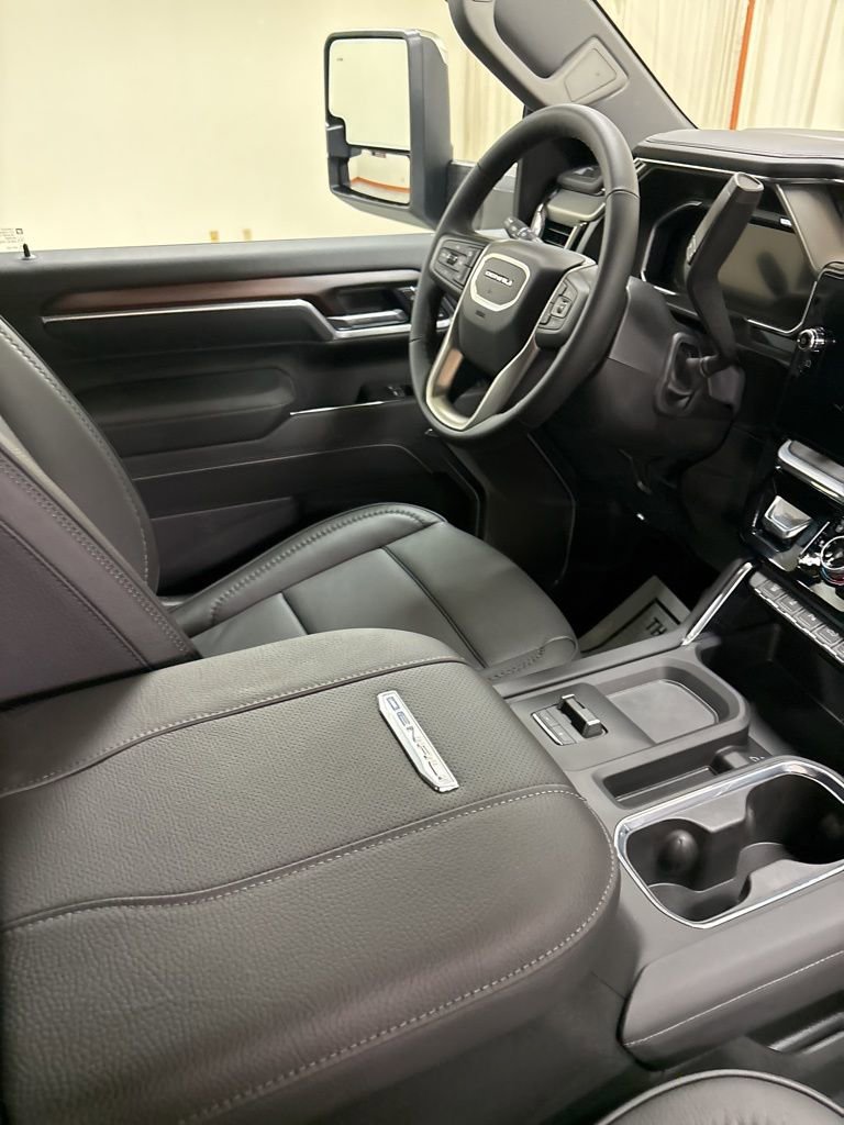 2026 GMC Sierra 2500HD Denali - Photo 38