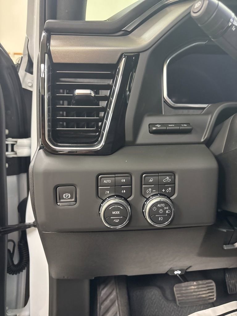 2026 GMC Sierra 2500HD Denali - Photo 10