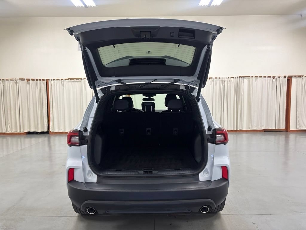 2025 Ford Escape ST-Line Select - Photo 9