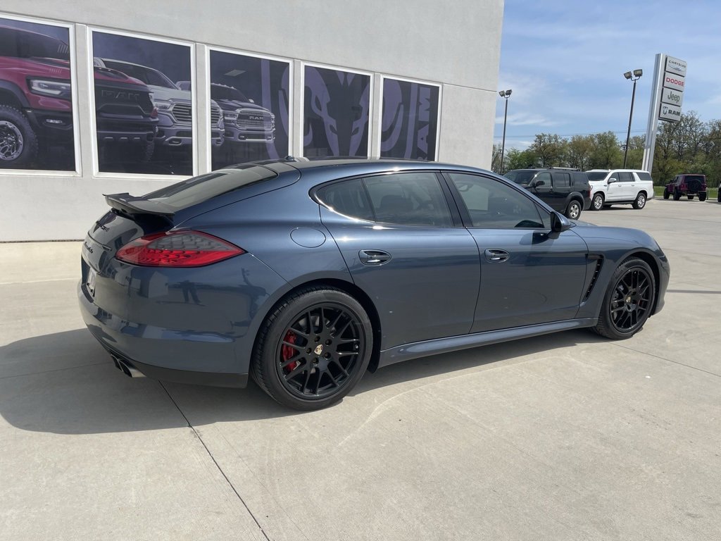 2010 Porsche Panamera Turbo photo 3
