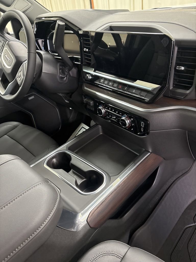 2026 GMC Sierra 2500HD SLT - Photo 34